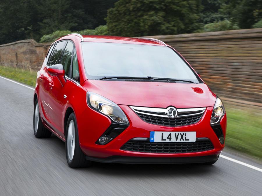  Vauxhall Zafira Tourer ecoFLEX 2011 года  (фото 11 из 16)